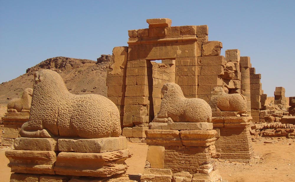 kush statues
